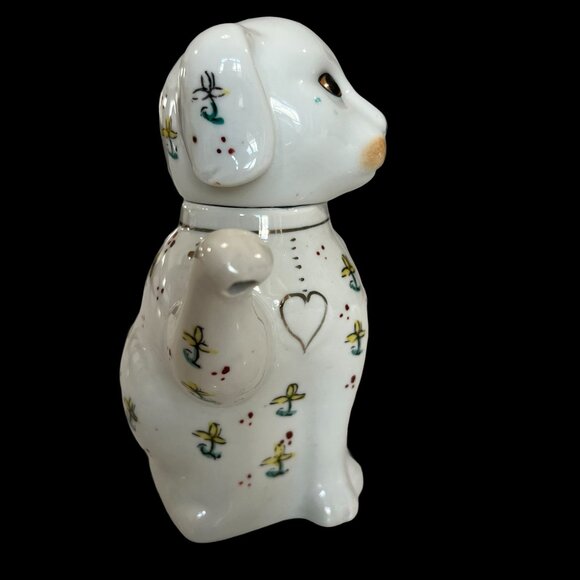 Vintage Ceramic White Puppy Dog Teapot / Creamer 5-3/4" Tall Raised Paw Spout - Picture 6 of 13